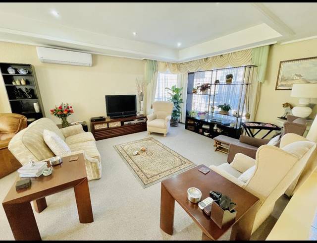 4 BEDROOM HOUSE FOR SALE IN LINMEYER